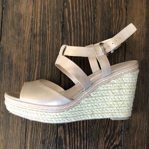 Franco Sarto wedges